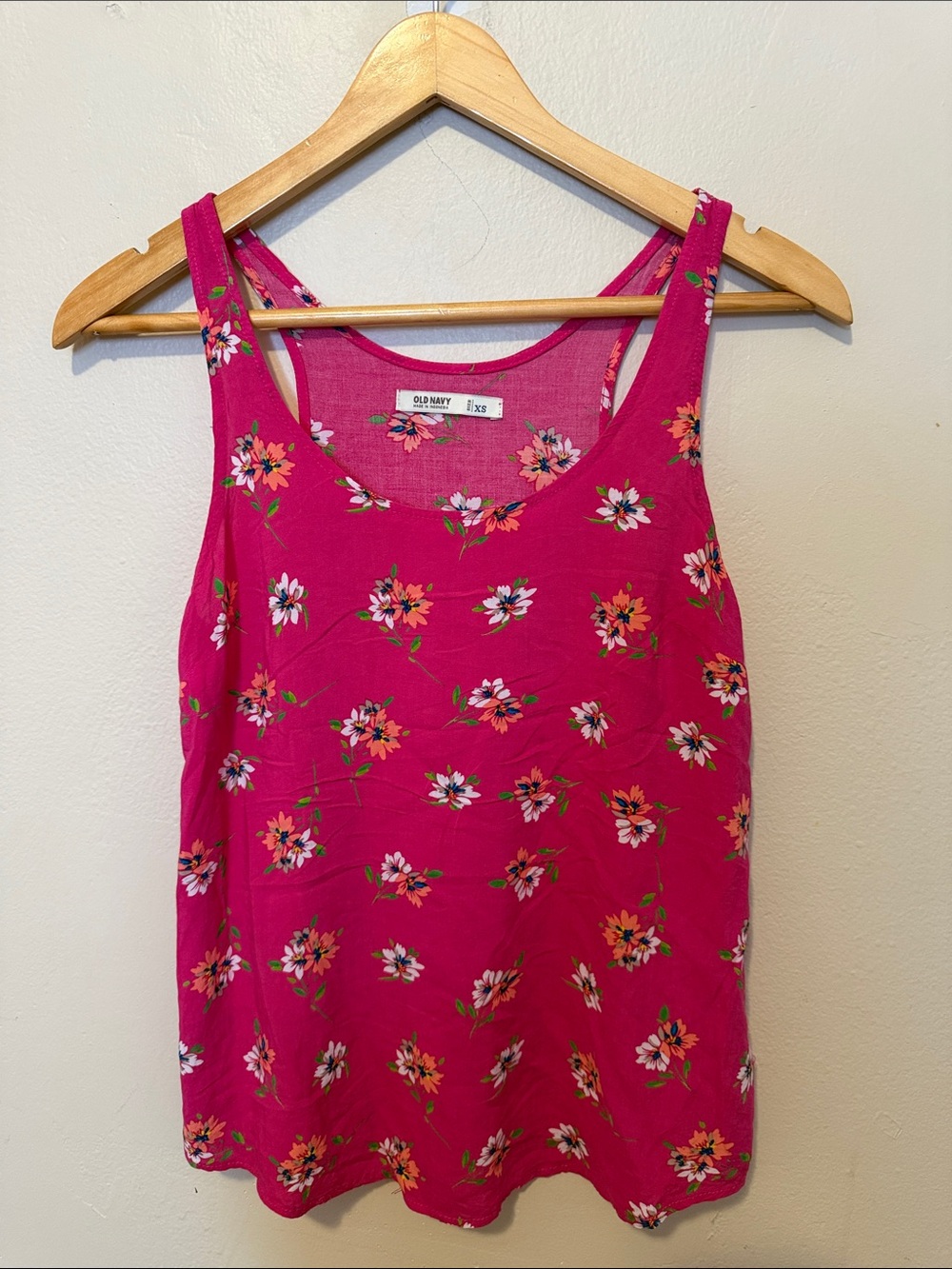 Old Navy Bright Pink Floral Scoop Neck Tank
